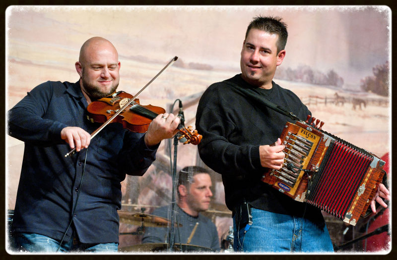 Kevin Naquin & Ossun Playboys